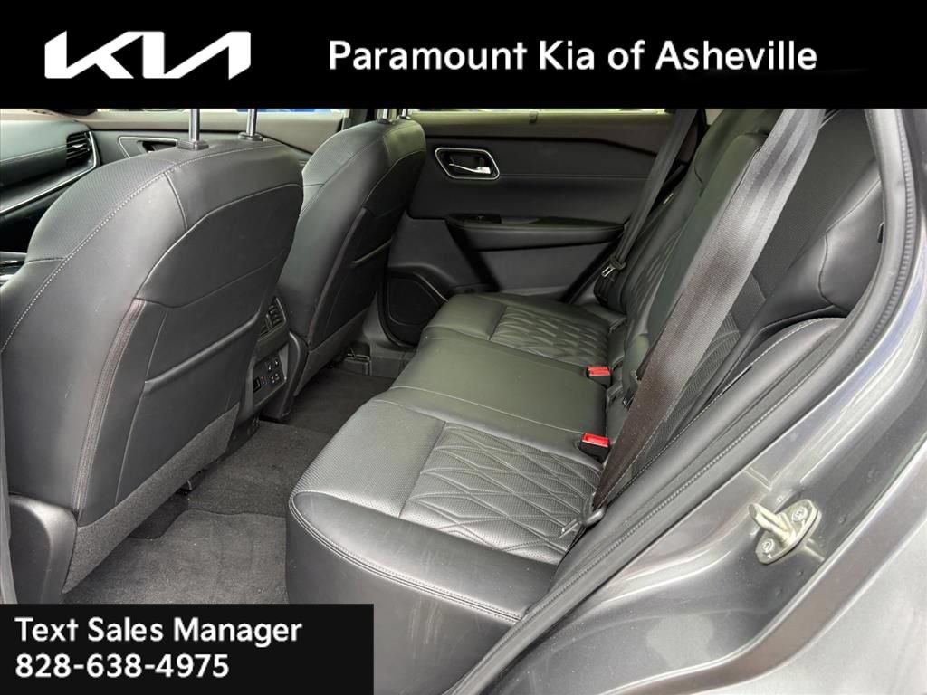 Used 2023 Nissan Rogue Platinum w/ Platinum Premium Package AWD/4WD image 19