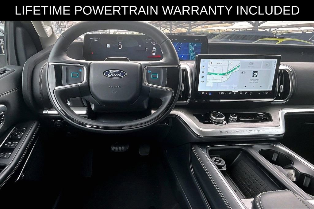 Used 2025 Ford Expedition Platinum image 7