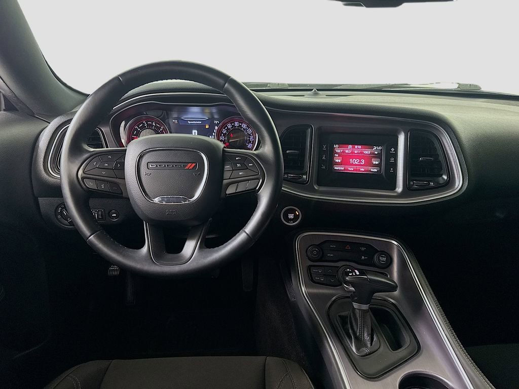 Used 2017 Dodge Challenger R/T RWD image 21