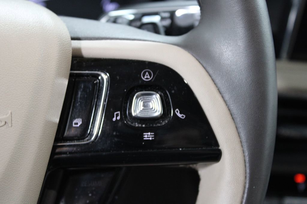 Used 2022 Lincoln Corsair AWD w/ Equipment Group 101A image 38