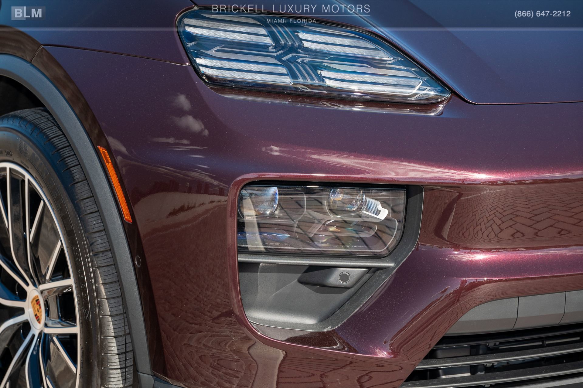 Used 2025 Porsche Macan 4 Electric image 54