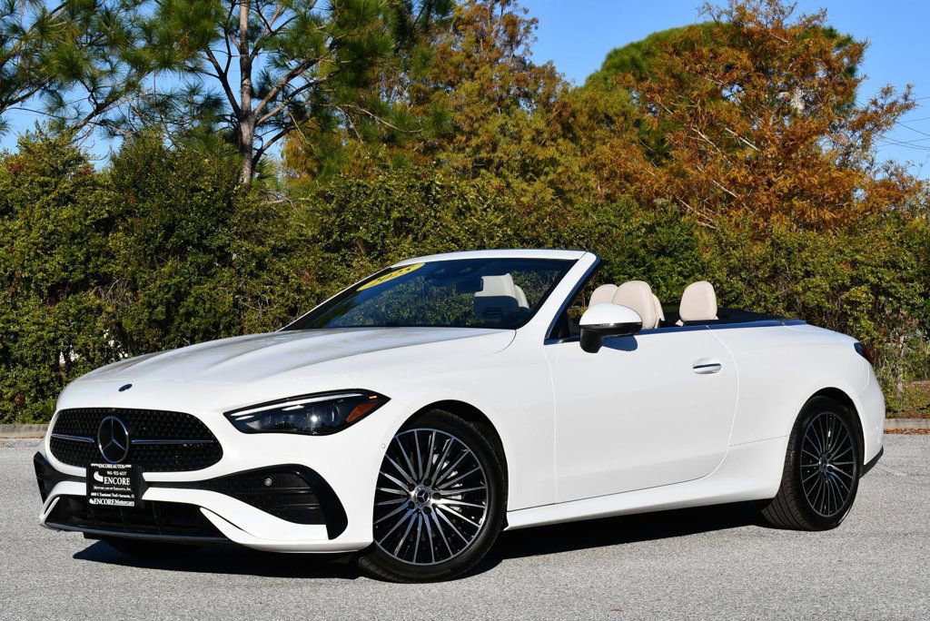 Used 2025 Mercedes-Benz CLE 300 4MATIC Cabriolet image 24