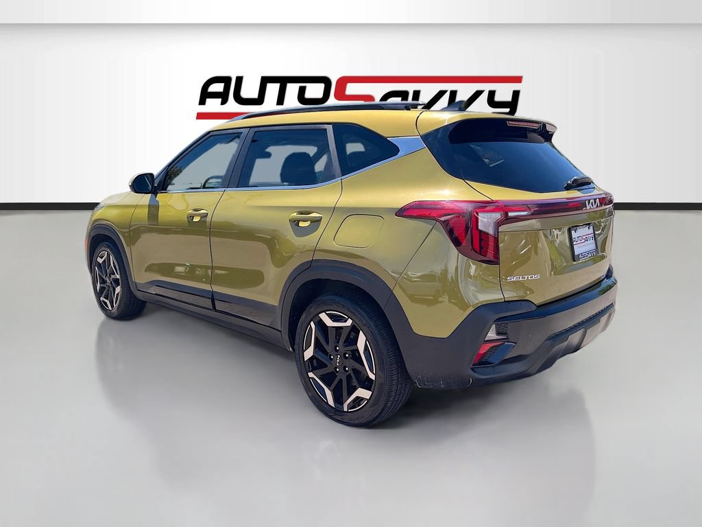 Used 2024 Kia Seltos SX w/ SX Sunroof Package AWD/4WD image 5