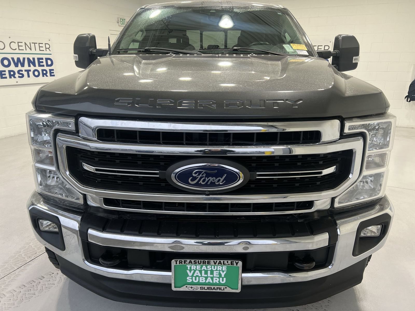 Used 2020 Ford F350 Lariat w/ Lariat Ultimate Package image 3