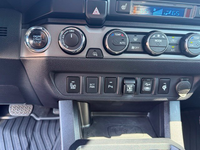 Used 2019 Toyota Tacoma TRD Pro AWD/4WD image 28