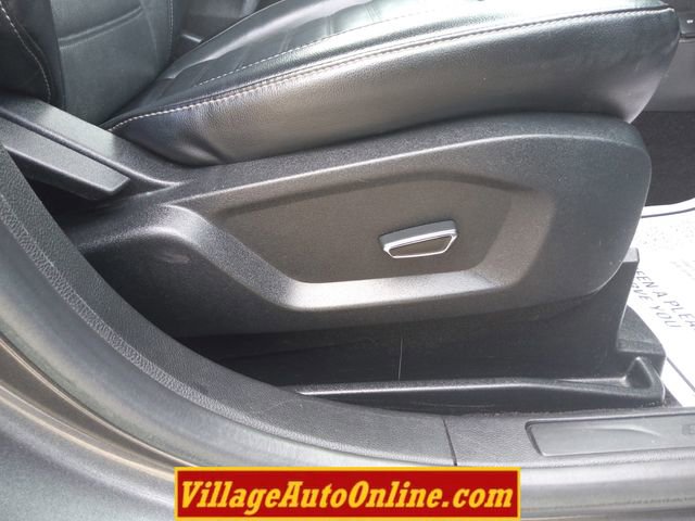 Used 2017 Ford Edge SEL w/ Equipment Group 201A AWD/4WD image 41