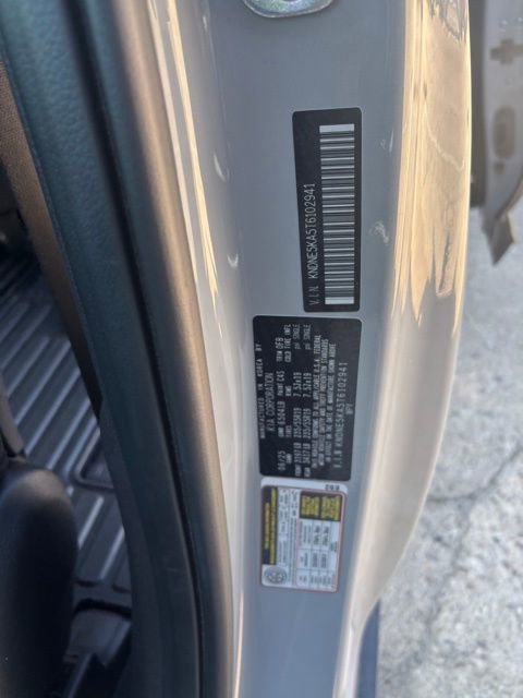 Used 2026 Kia Carnival SX w/ SX Dark Edition Package image 17