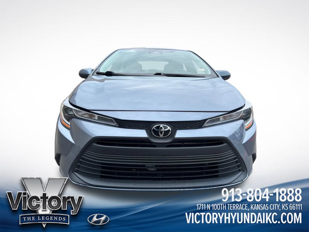 Used 2024 Toyota Corolla LE FWD image 8