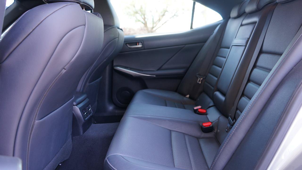 Used 2018 Lexus IS 300 F Sport RWD image 25