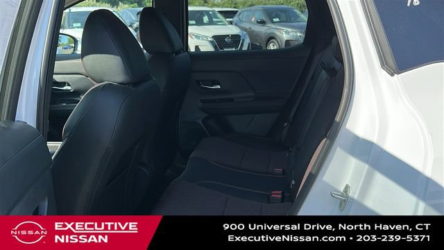 Used 2025 Nissan Kicks SR FWD image 22