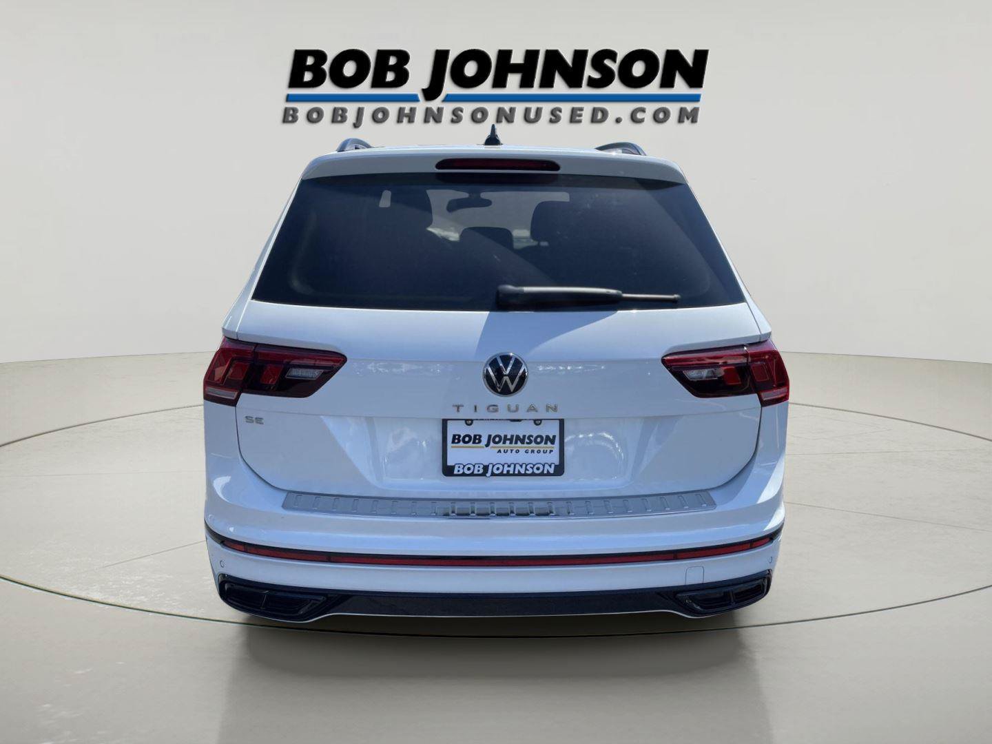 Used 2023 Volkswagen Tiguan SE R-Line FWD image 4