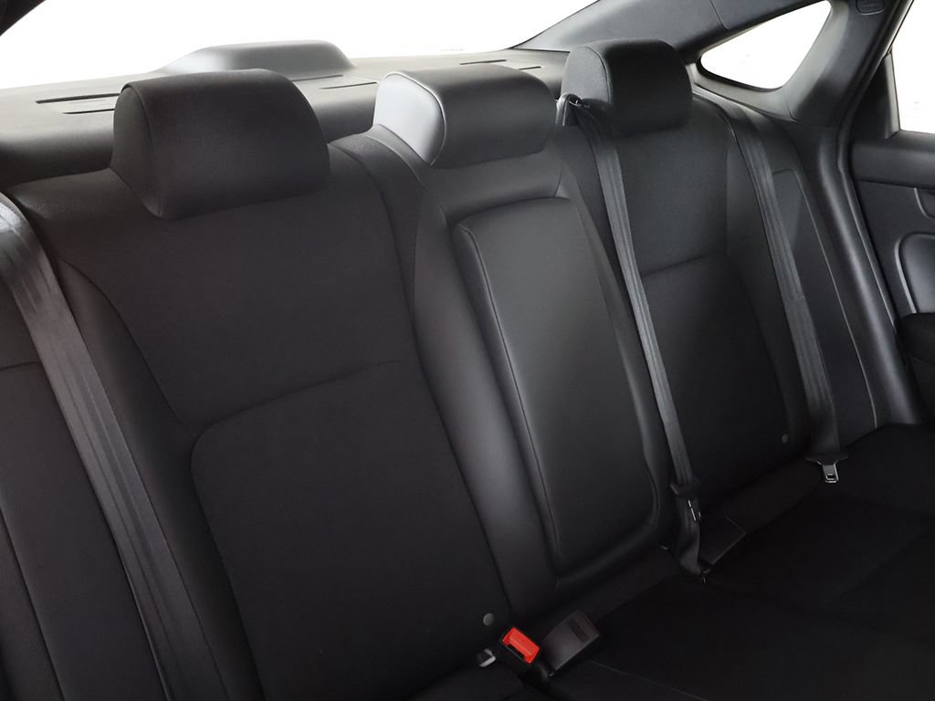 Used 2025 Honda Civic Sport image 34