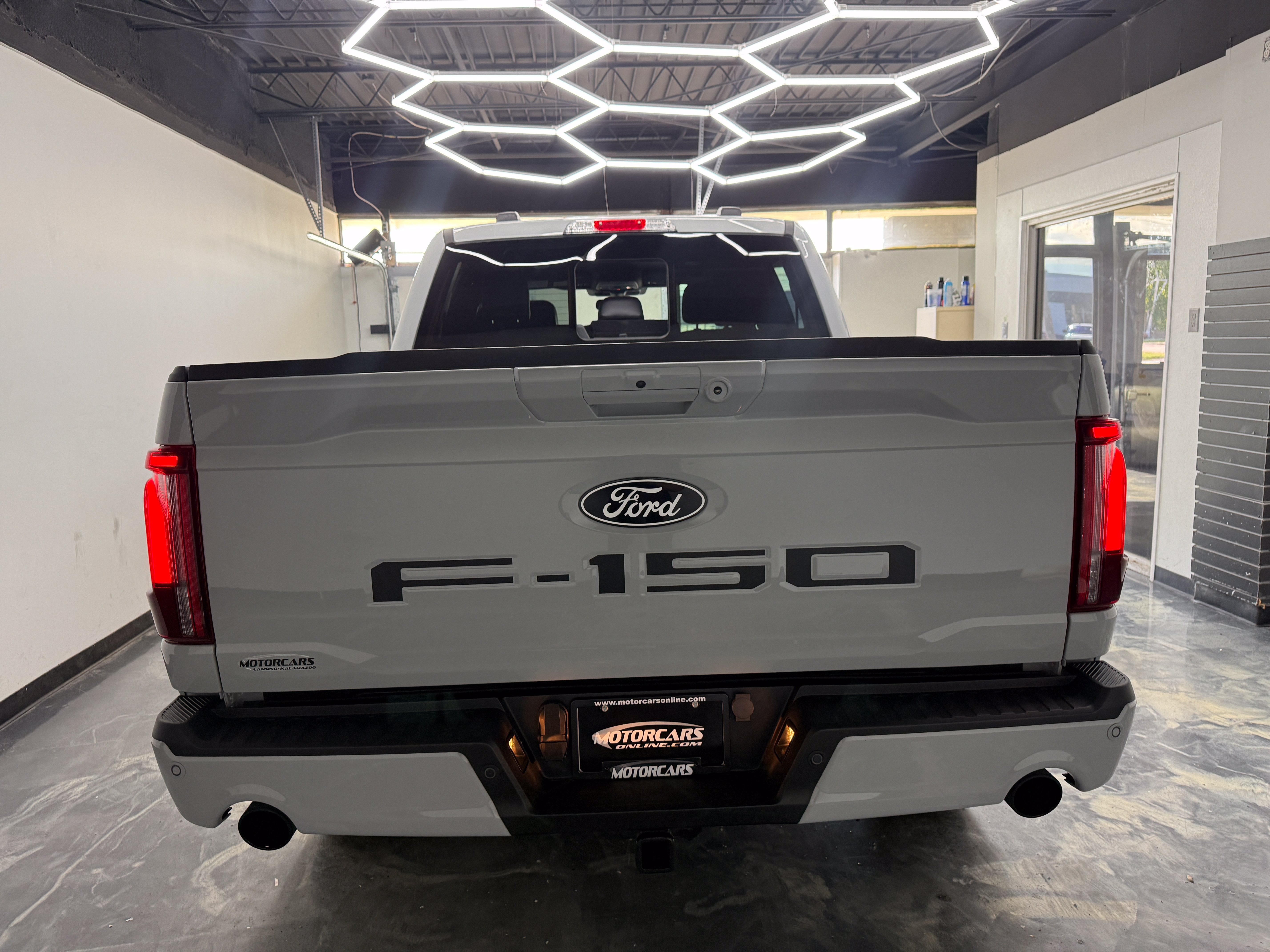 Used 2024 Ford F150 Lariat w/ Equipment Group 502A High AWD/4WD image 4
