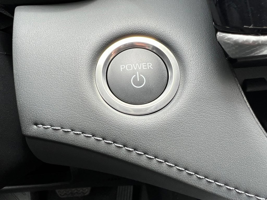New 2026 Toyota Highlander Platinum AWD/4WD image 24