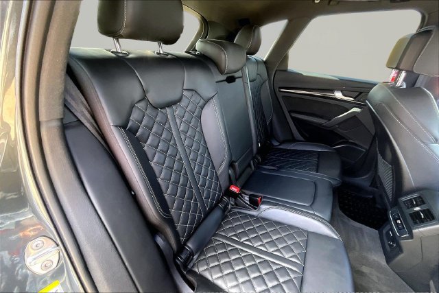 Used 2020 Audi SQ5 Prestige AWD/4WD image 29