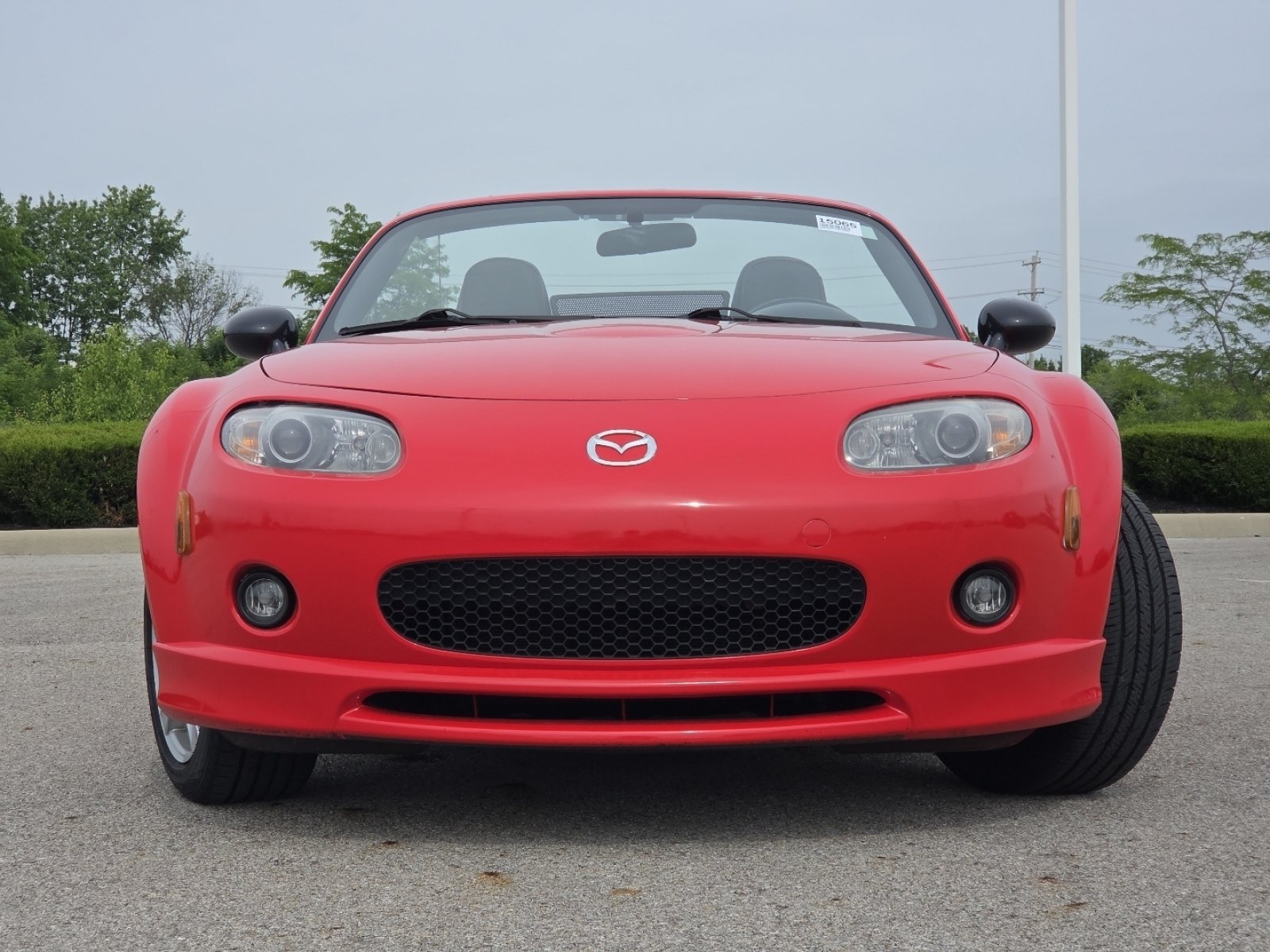 Used 2007 MAZDA MX-5 Miata Touring w/ Appearance Pkg RWD image 8