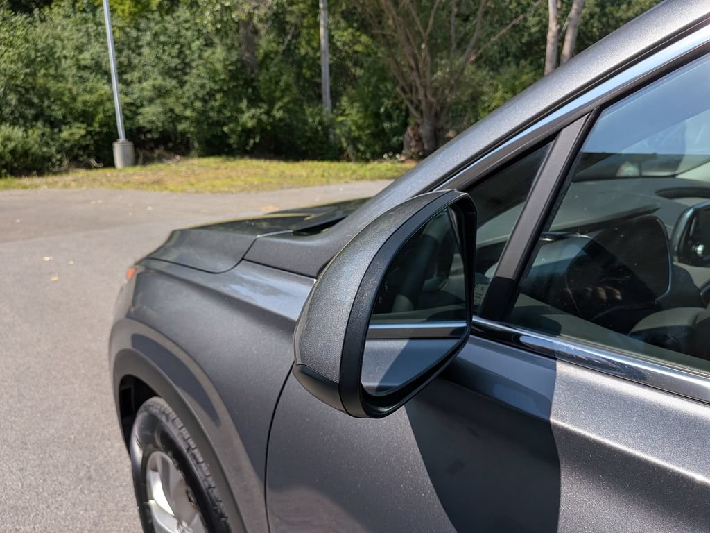 Used 2019 Hyundai Santa Fe SE AWD/4WD image 38