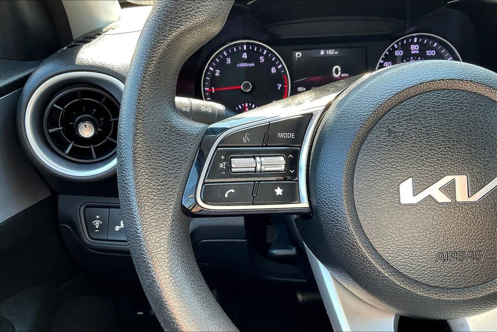 Used 2024 Kia Forte LXS w/ LXS Technology Package FWD image 14