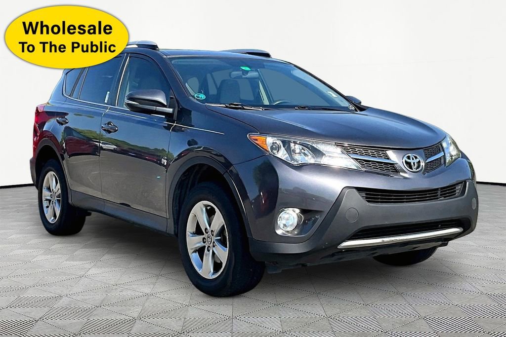 Used 2015 Toyota RAV4 XLE FWD image 1