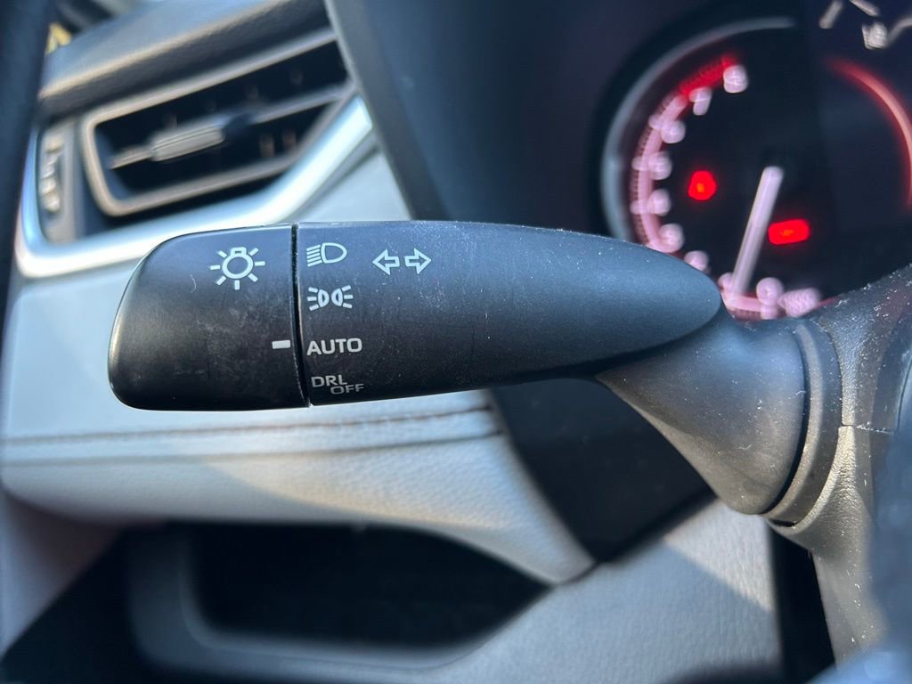 Certified 2023 Toyota RAV4 XLE FWD image 21