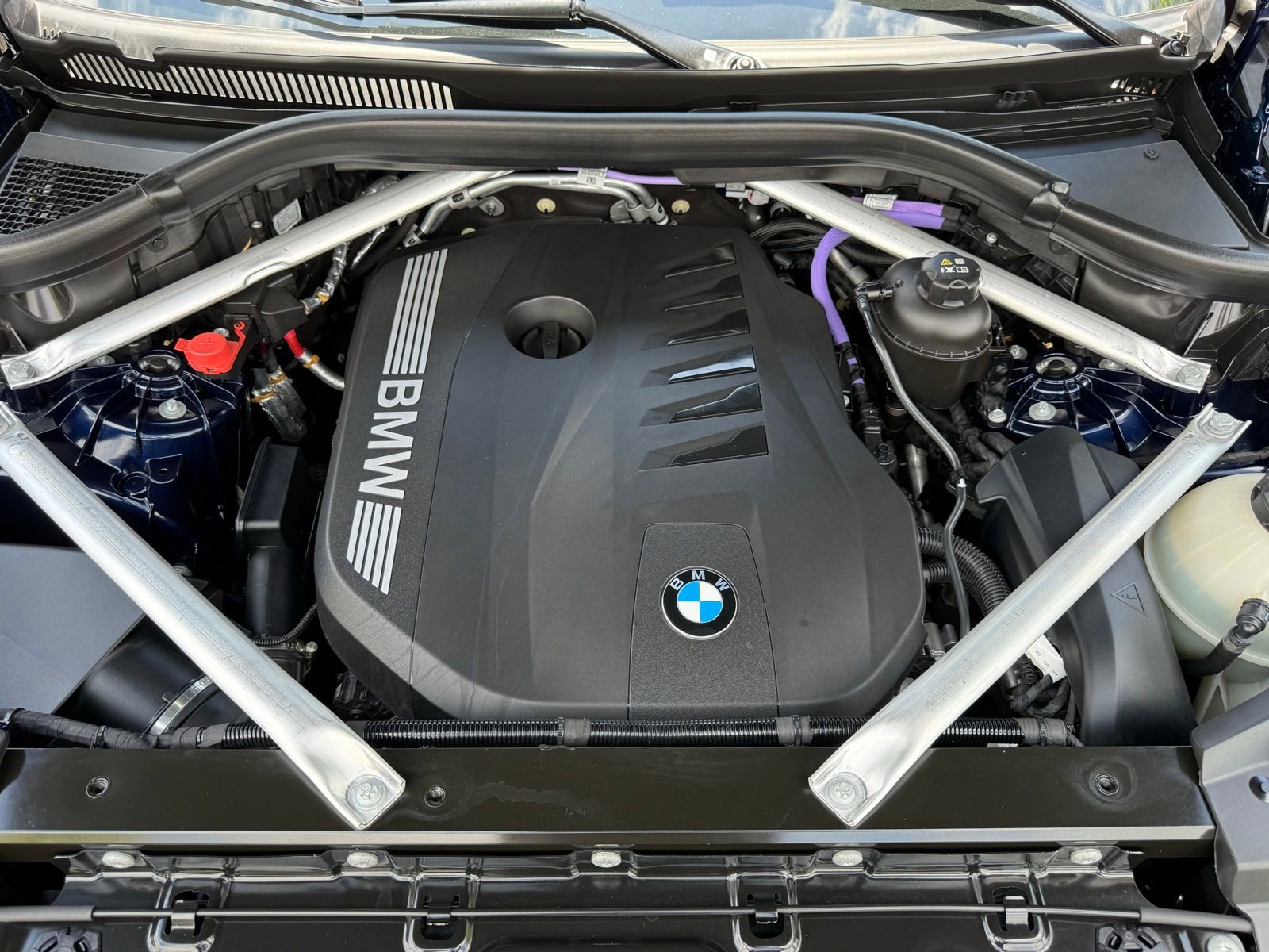 Certified 2024 BMW X5 sDrive40i w/ M Sport Package RWD image 33