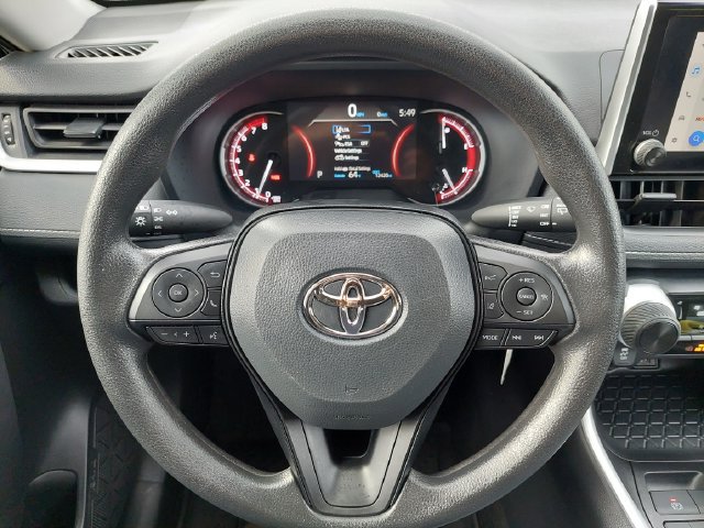 Used 2025 Toyota RAV4 LE AWD/4WD image 21