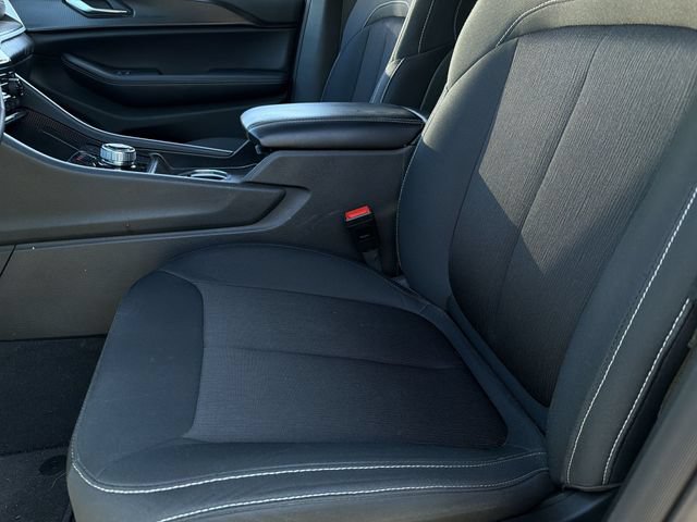 Used 2025 Jeep Grand Cherokee L Laredo RWD image 20