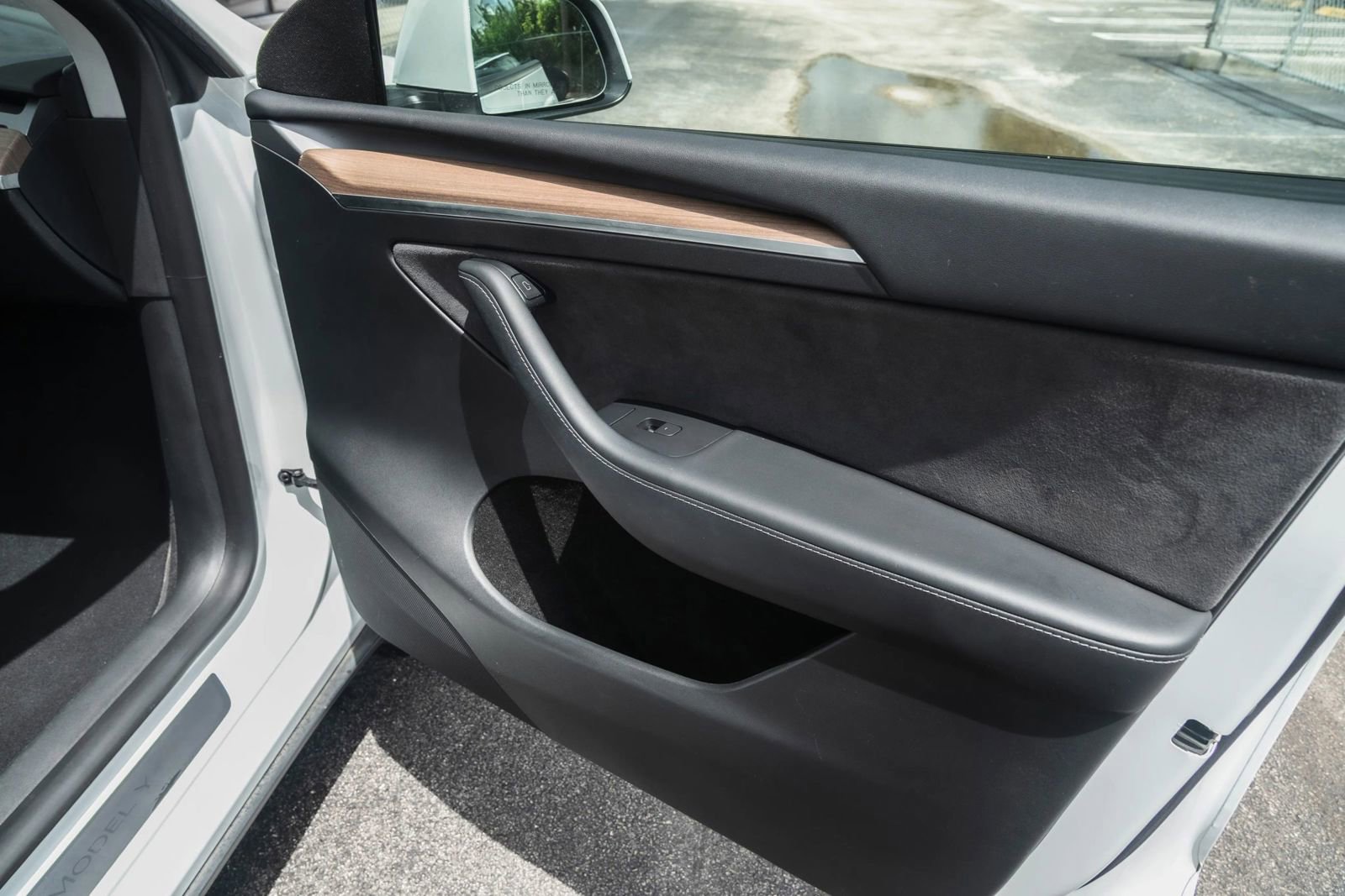 Used 2023 Tesla Model Y Performance AWD/4WD image 44