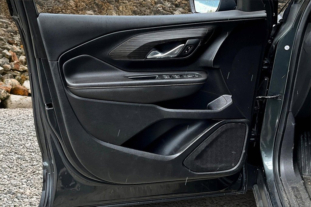 Used 2020 GMC Terrain SLT image 22