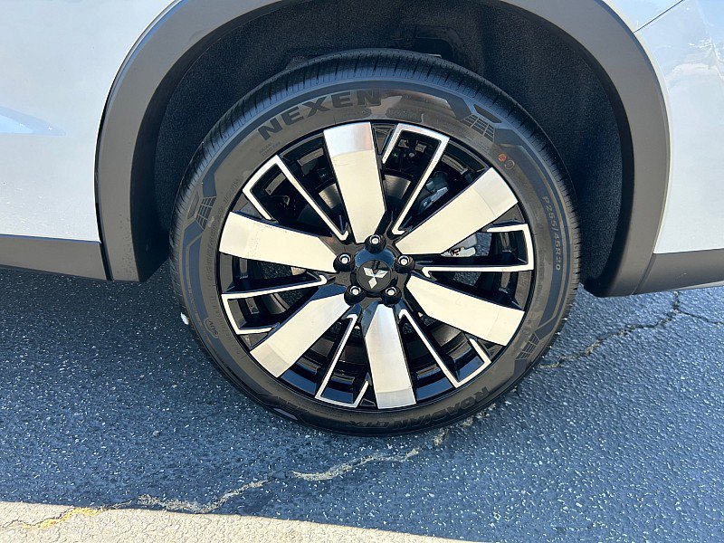 New 2026 Mitsubishi Outlander SE FWD image 14