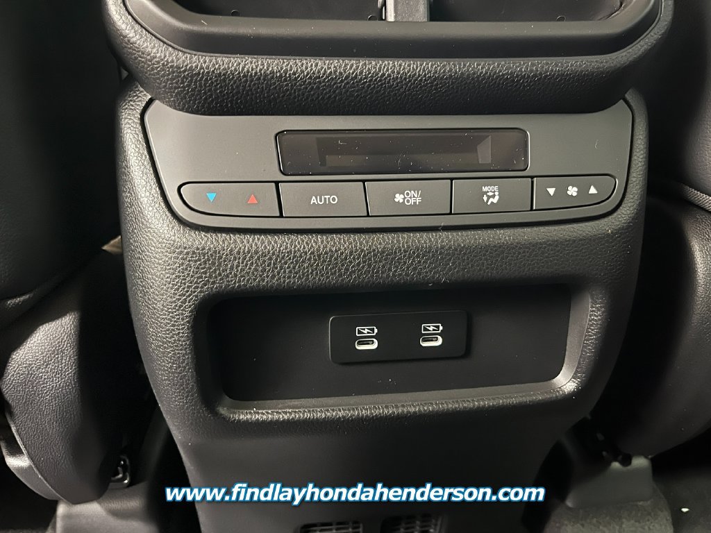 New 2026 Honda Pilot Touring image 23