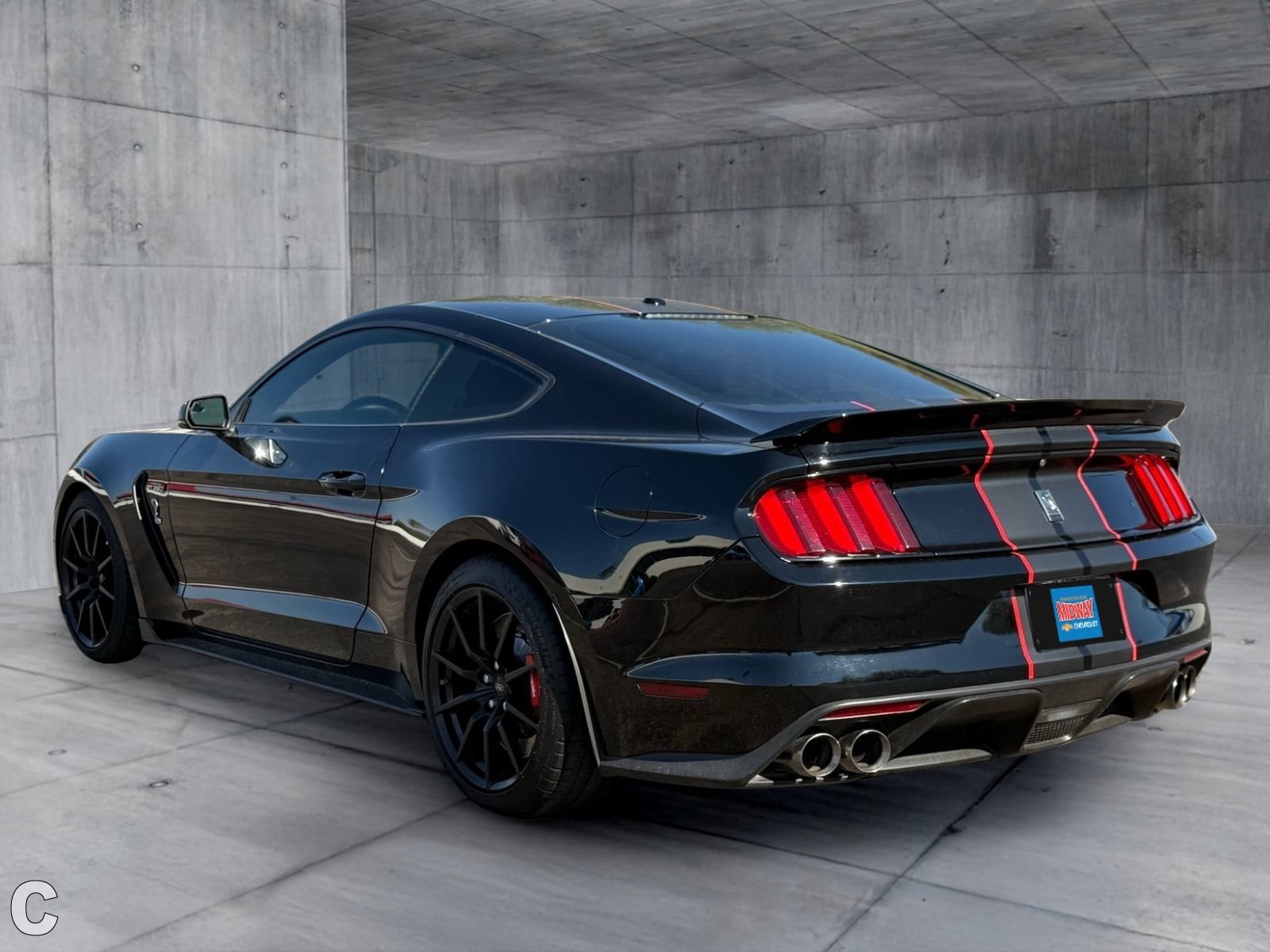 Used 2017 Ford Mustang Shelby GT350 w/ Electronics Package RWD image 4