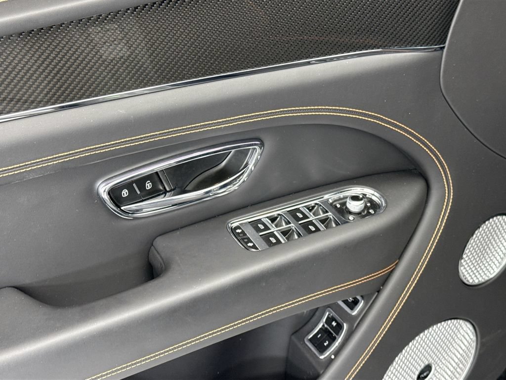Certified 2023 Bentley Bentayga AWD/4WD image 22