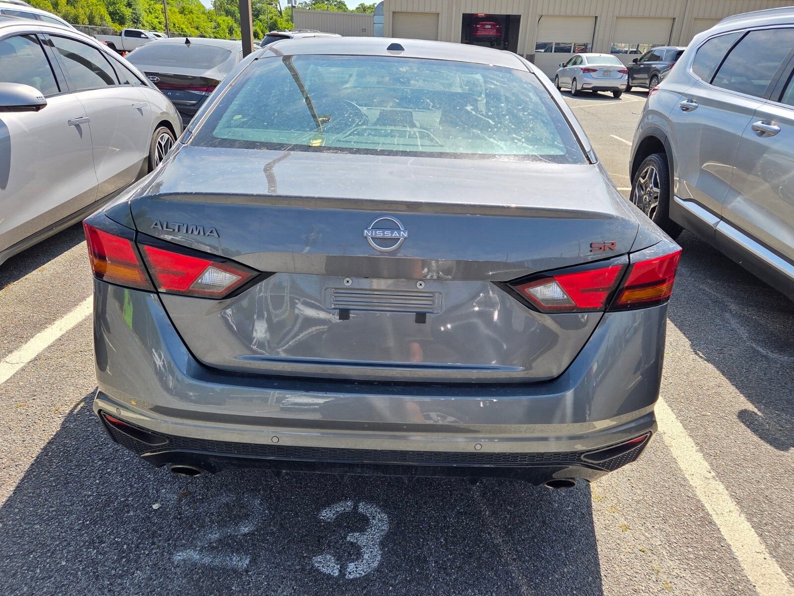 Used 2025 Nissan Altima 2.5 SR image 8
