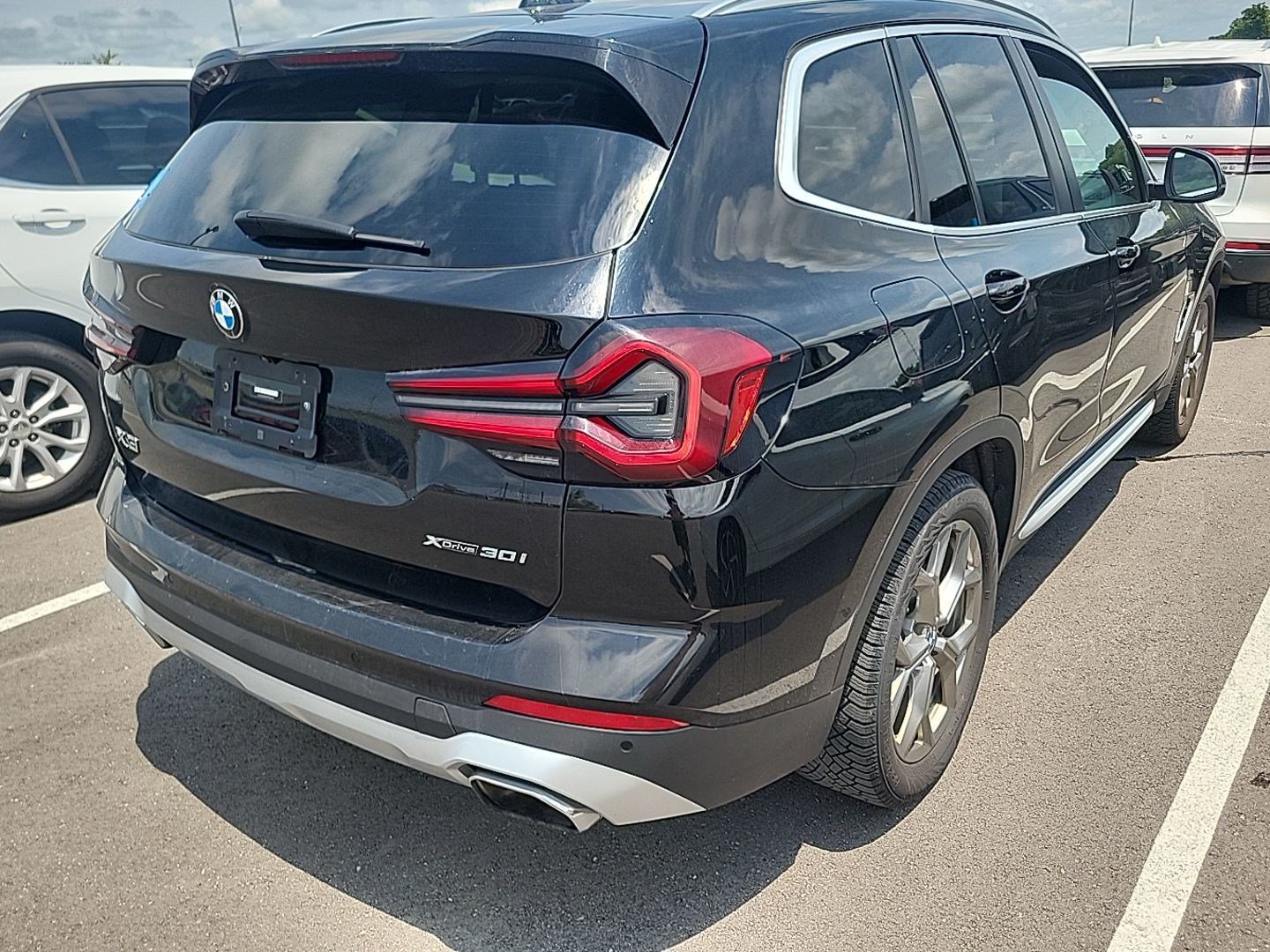 Used 2023 BMW X3 xDrive30i AWD/4WD image 4
