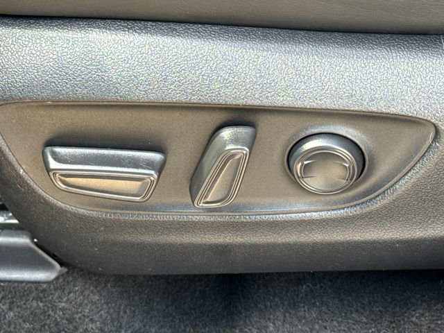 Used 2021 Toyota RAV4 XLE Premium image 22