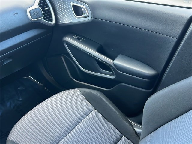 Used 2024 Kia Soul LX w/ Option Group 015 image 13