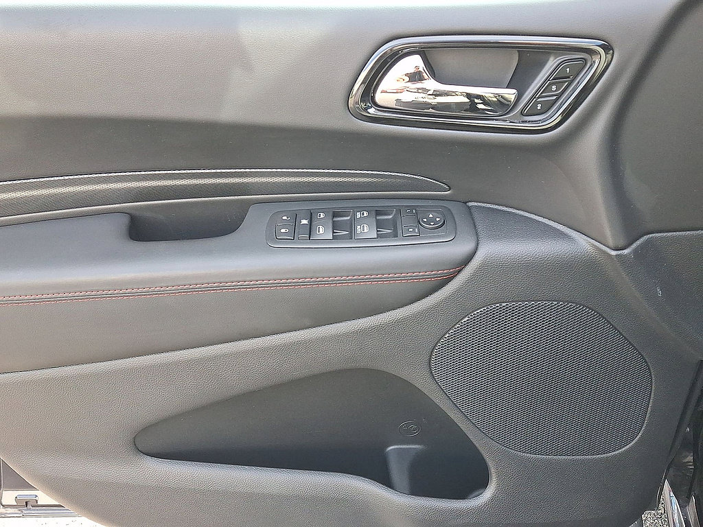 Used 2024 Dodge Durango GT AWD/4WD image 16