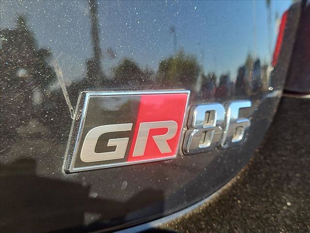 Used 2023 Toyota GR86 RWD image 29