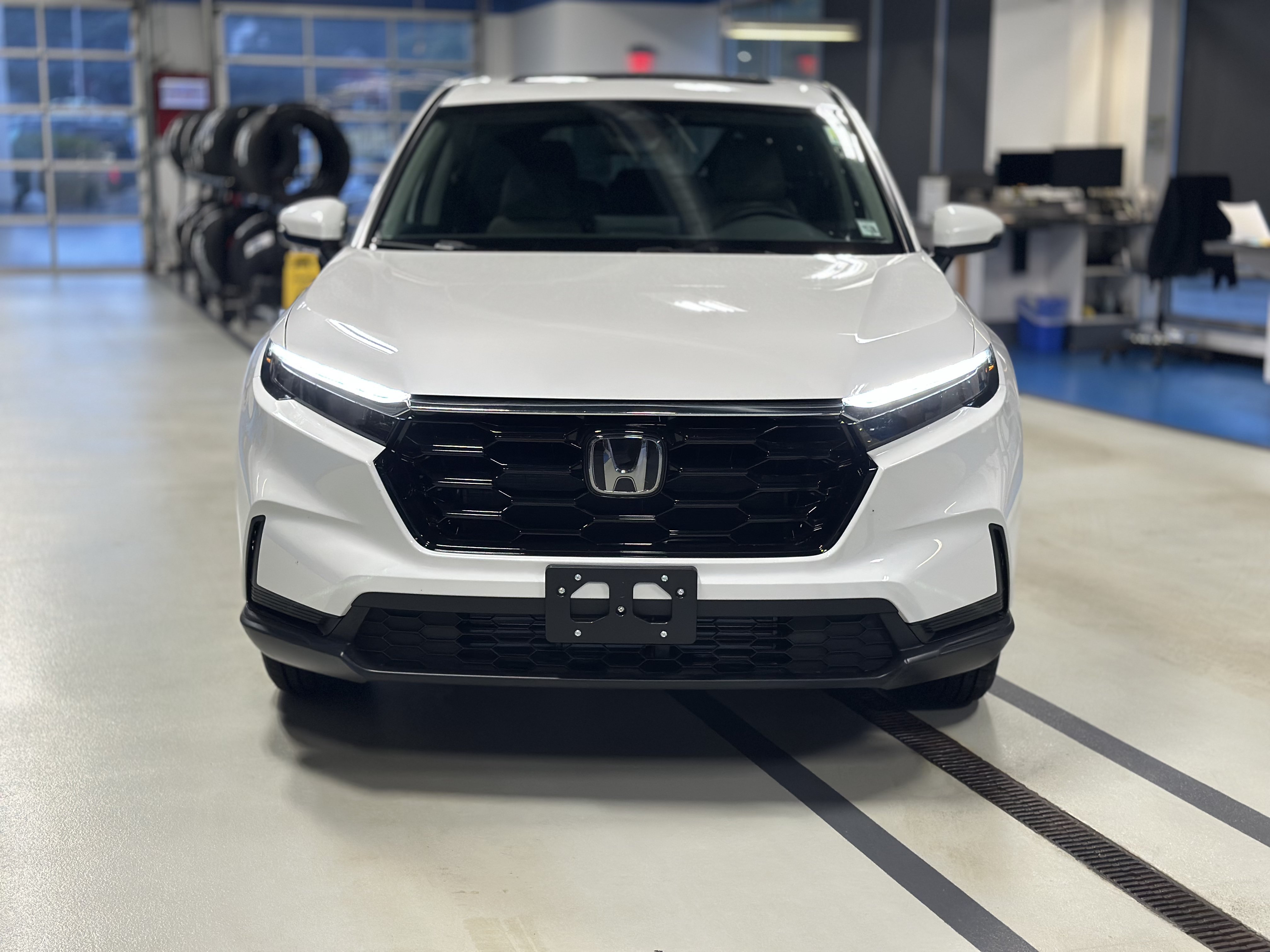 New 2026 Honda CR-V EX image 2