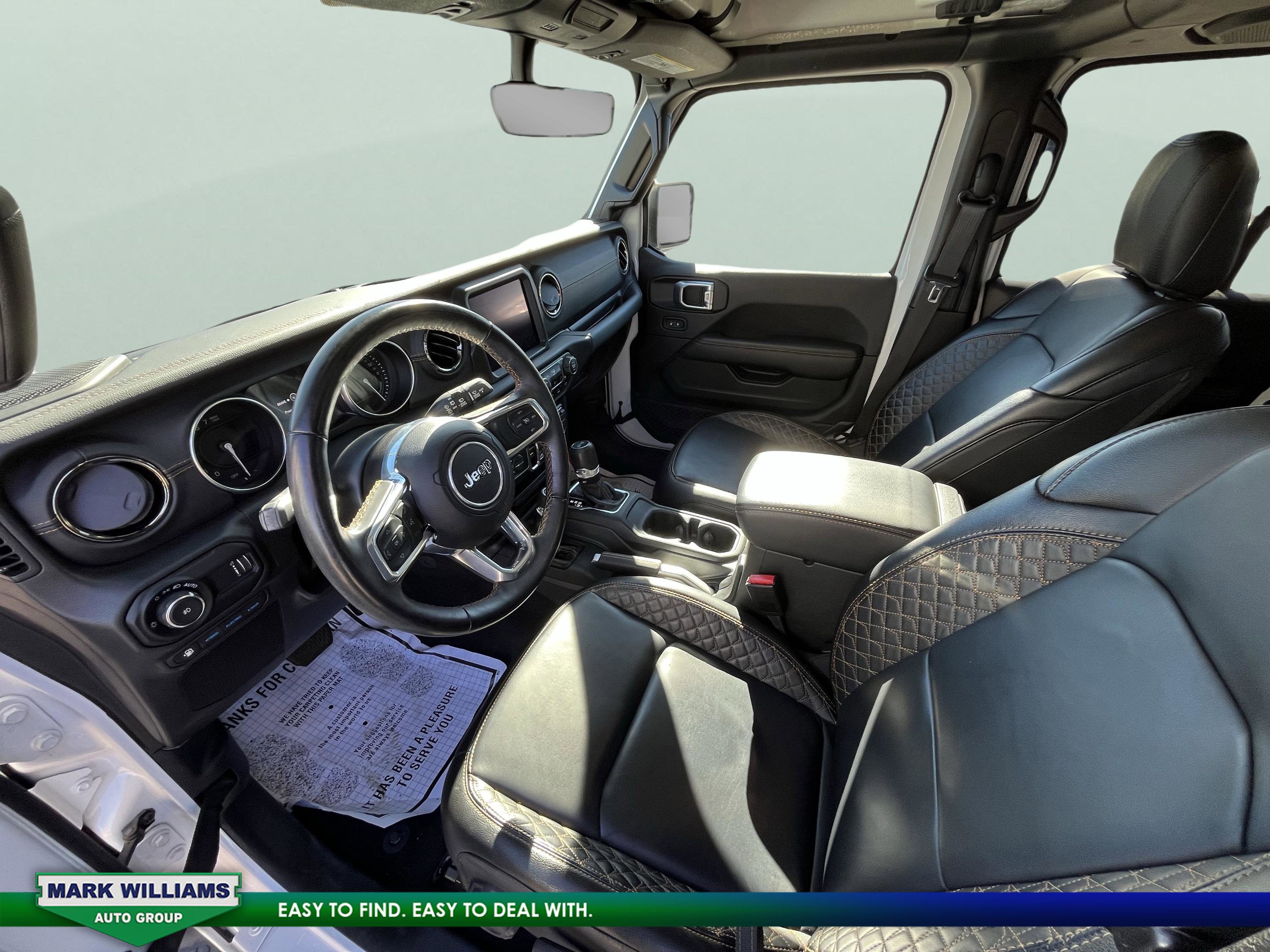 Used 2023 Jeep Wrangler Unlimited Sahara image 12