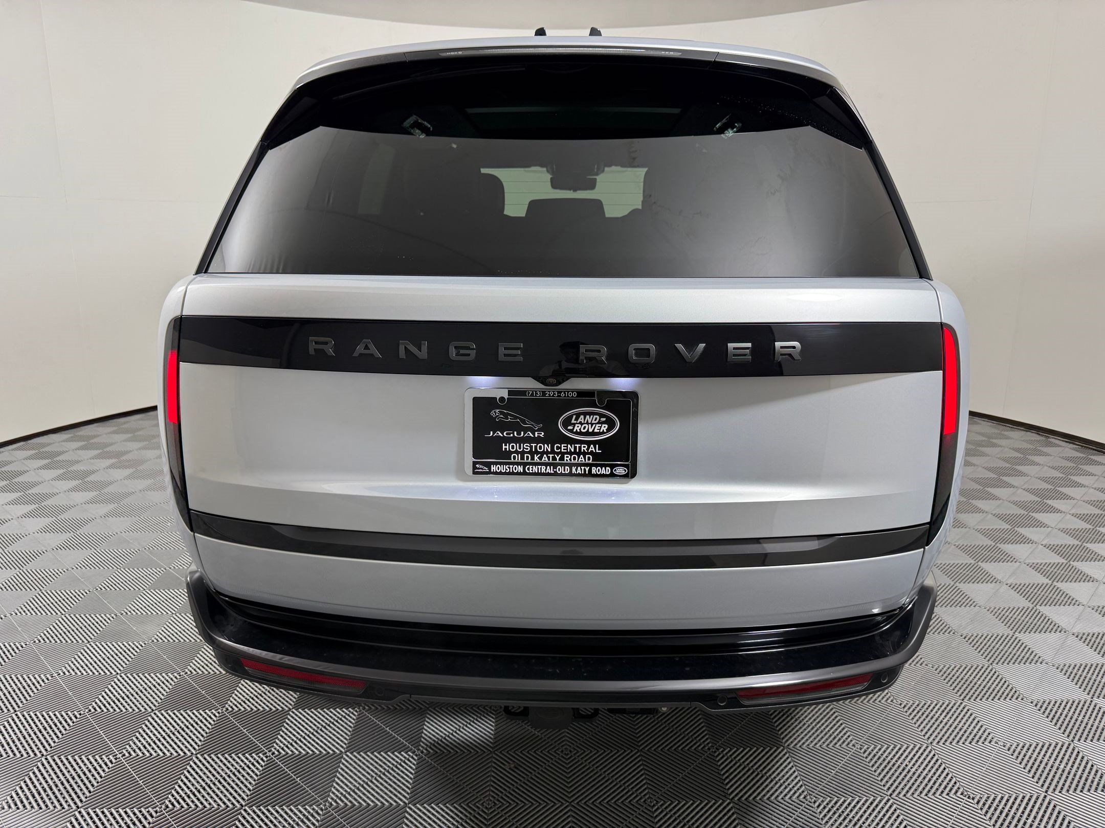 Used 2023 Land Rover Range Rover Autobiography AWD/4WD image 10