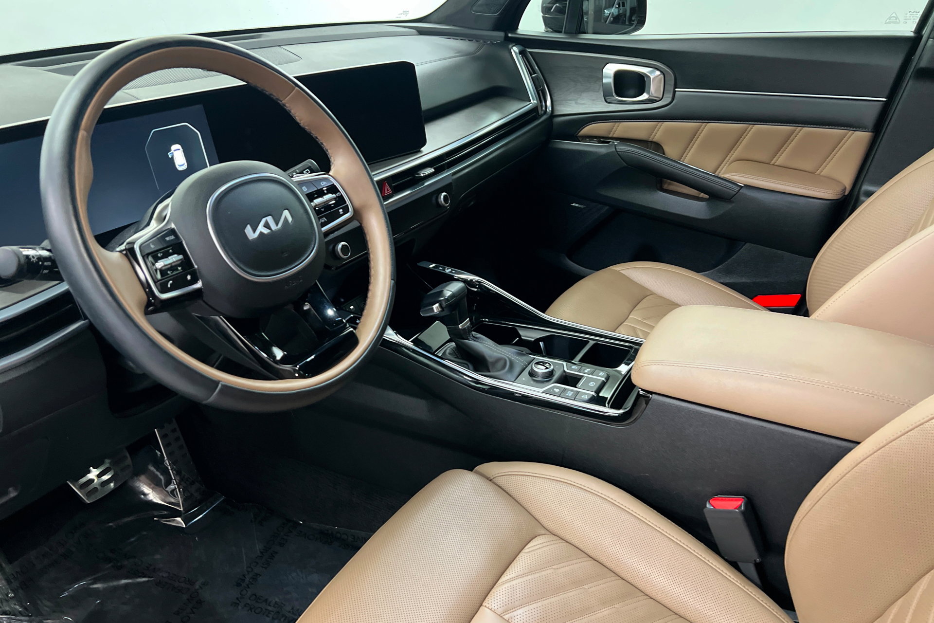Used 2024 Kia Sorento SX Prestige w/ Olive Brown Leather Package image 16