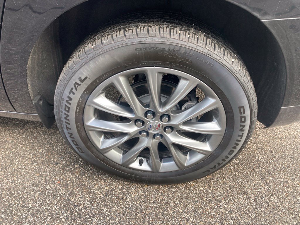 Used 2024 Buick Enclave Premium w/ Trailering Package, 5000 lbs. AWD/4WD image 9