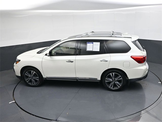 Used 2019 Nissan Pathfinder Platinum image 26