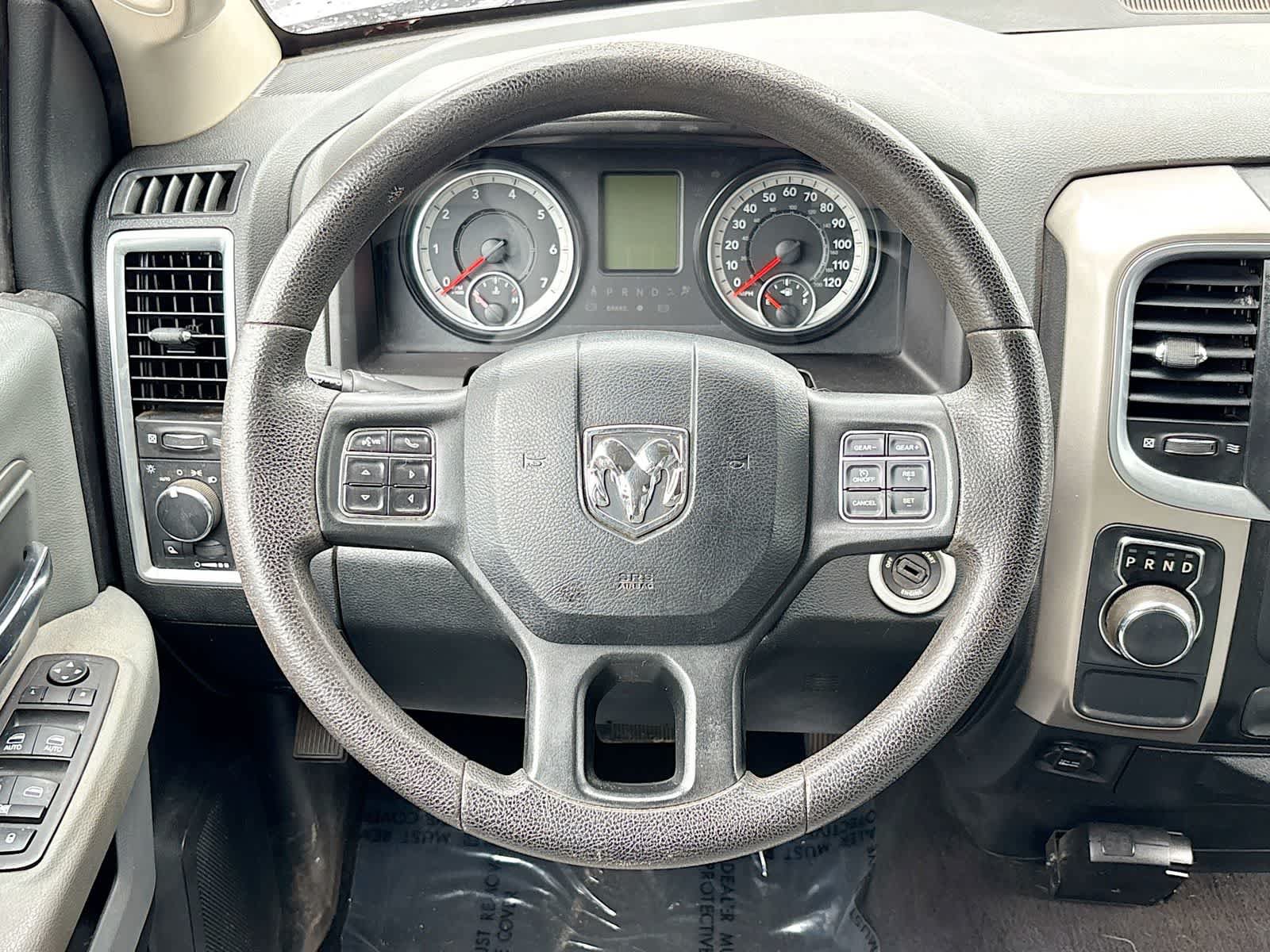 Used 2017 RAM 1500 Classic SLT RWD image 11