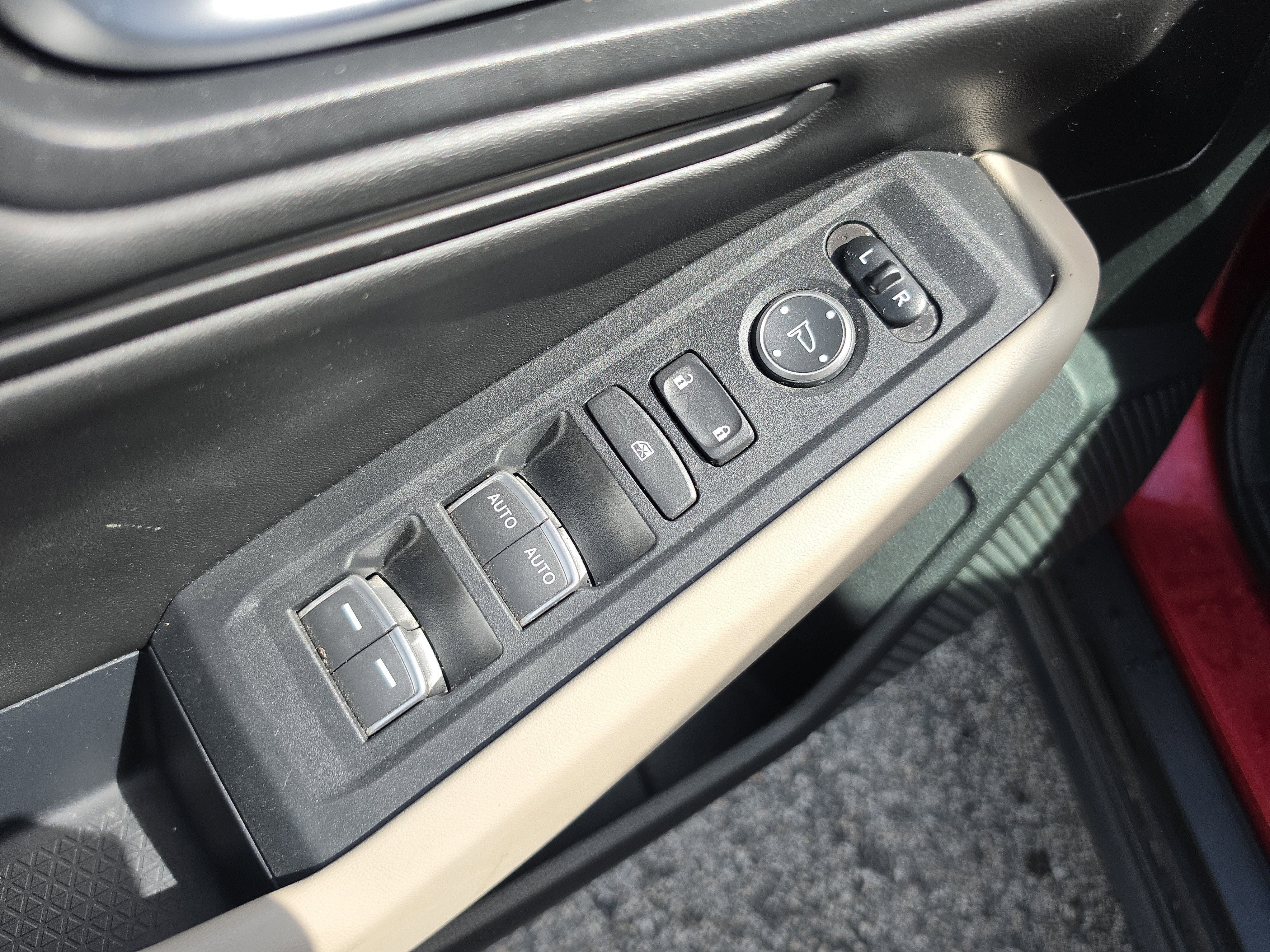 Certified 2025 Honda Accord SE image 16