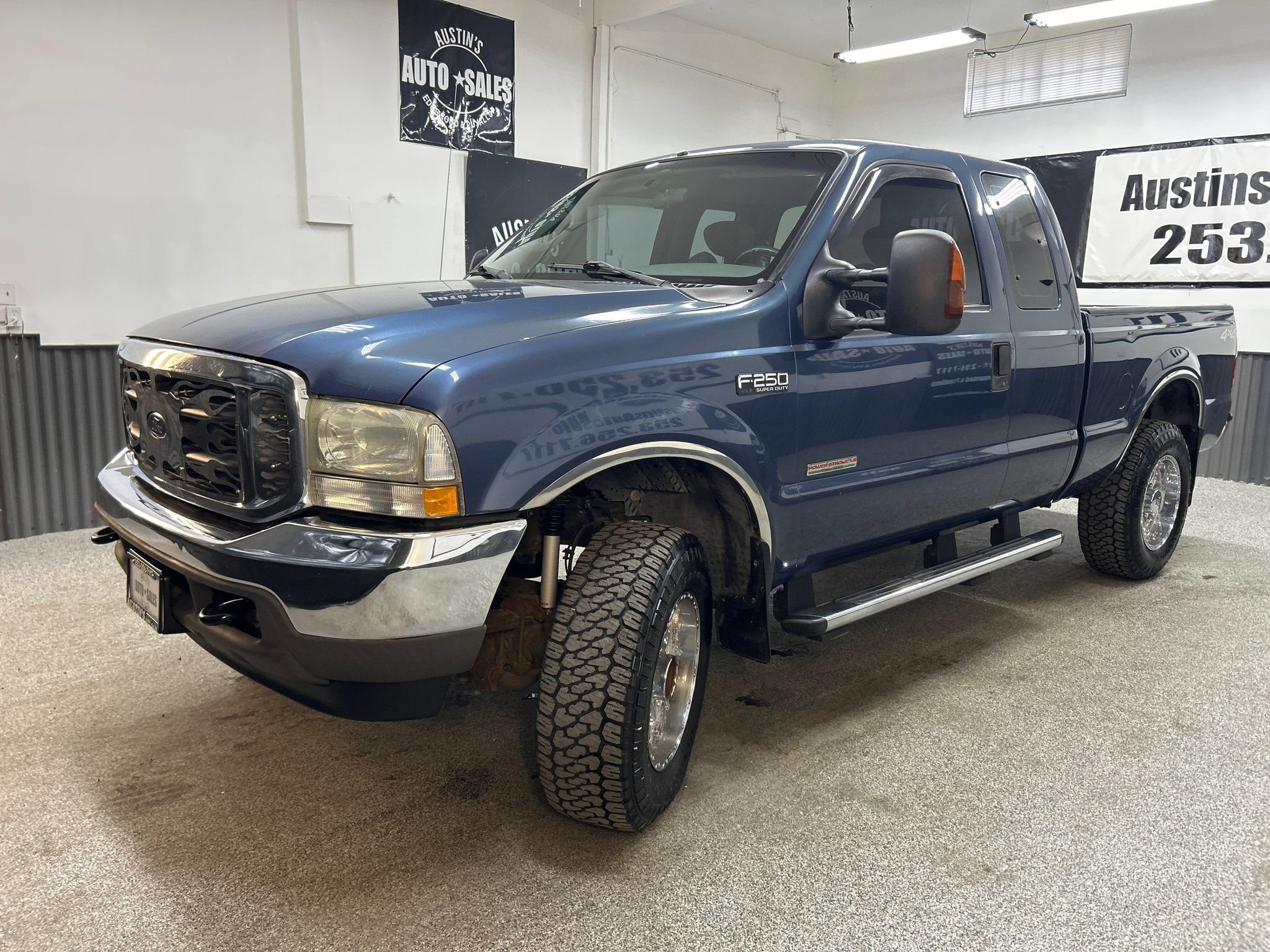 Used 2004 Ford F250 Lariat AWD/4WD image 3
