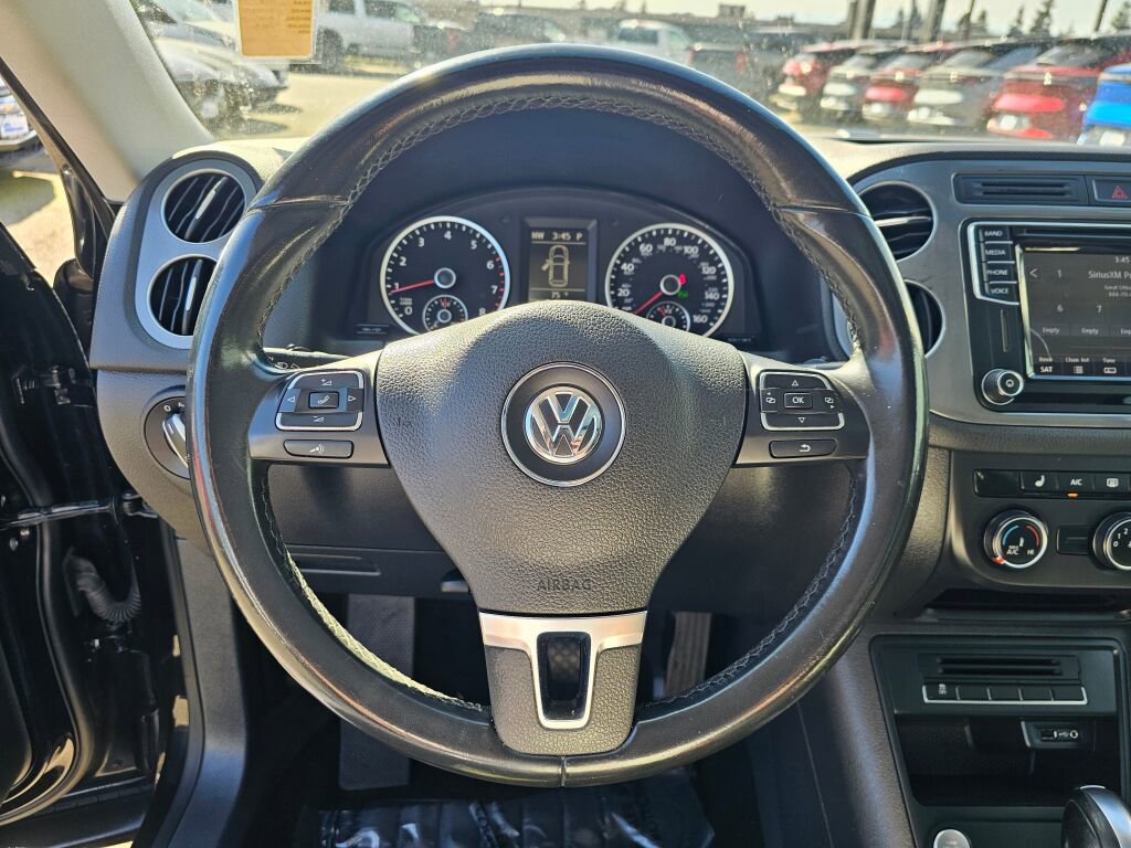 Used 2017 Volkswagen Tiguan Wolfsburg Edition AWD/4WD image 12