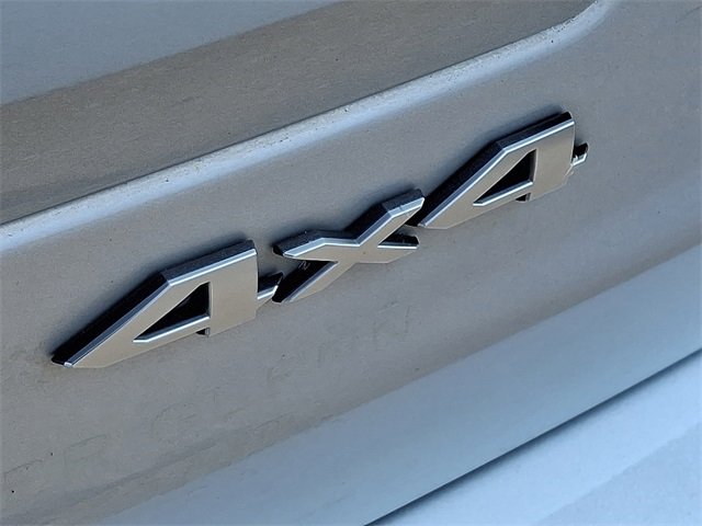 Used 2023 Jeep Grand Cherokee L Summit w/ Luxury Tech Group V image 30